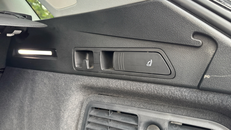 Audi E-Tron 300kW 55 Quattro 95kWh Launch Edition 5dr Auto Electric Estate